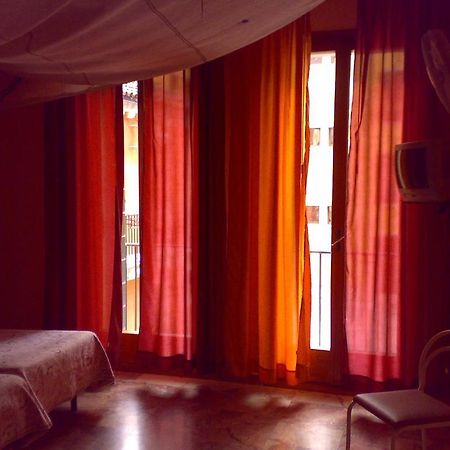 Cadoro Hotel Veneza Quarto foto